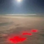 Desvendando o "Brilho Vermelho": O Misterioso Fenômeno Aéreo Sobre o Oceano